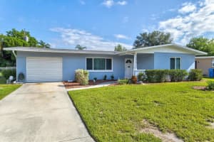 2610 SOUTHERN PARKWAY, BRADENTON, FL 34205 Sold 11/22/24