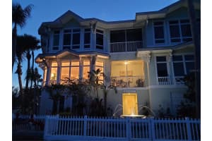 312 BAY DRIVE, BRADENTON BEACH, FL 34217 Sold 11/27/24