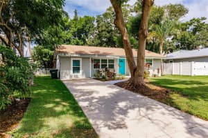 1318 LOMA LINDA COURT, SARASOTA, FL 34239 Sold 02/28/25