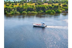 W SEMINOLE DR, VENICE, FL 34293 Sold 07/28/25