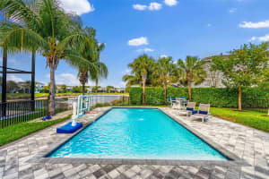 4451 KENSINGTON CIRCLE, NAPLES, FL 34119 Sold 12/05/24