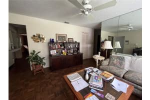 2542 HILLVIEW STREET, SARASOTA, FL 34239 Sold 01/23/25
