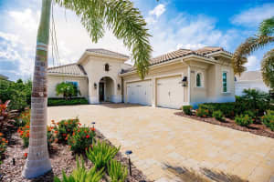 8222 PAVIA WAY, BRADENTON, FL 34202 Sold 11/08/24