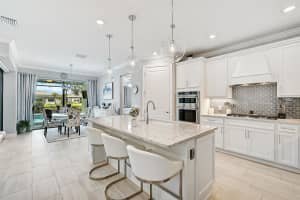 18123 HARWICH PLACE, BRADENTON, FL 34202 Sold 10/31/24