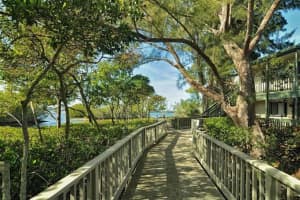 1628 CLOWER CREEK DRIVE, SARASOTA, FL 34231 - MLS#MFRA4622699