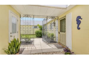 5942 TIDEWOOD AVENUE, SARASOTA, FL 34231 Sold 01/10/25
