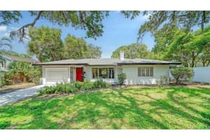 1637 HYDE PARK STREET, SARASOTA, FL 34239 Sold 10/31/24