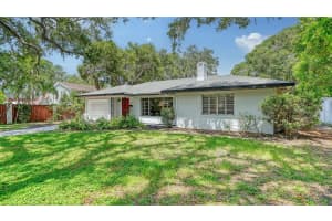 1637 HYDE PARK STREET, SARASOTA, FL 34239 Sold 10/31/24