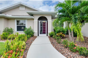 5007 SOUTHERN PINE CIRCLE, VENICE, FL 34293 Sold 10/16/24