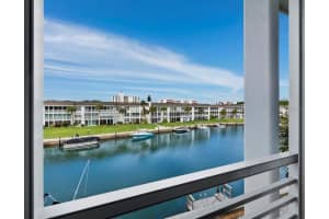 4390 EXETER DRIVE, LONGBOAT KEY, FL 34228 Sold 12/04/24