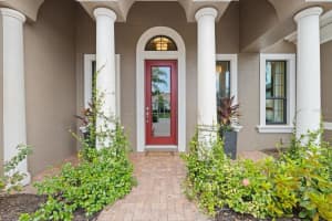 7258 LAKE FOREST GLEN, LAKEWOOD RANCH, FL 34202 Sold 12/10/24