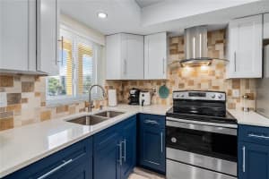 3757 LAKE BAYSHORE DRIVE, BRADENTON, FL 34205 Sold 02/18/25