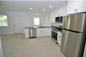 3519 17TH STREET, BRADENTON, FL 34208 Sold 04/29/25