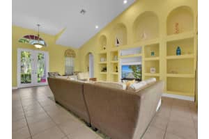2539 27TH AVENUE, CAPE CORAL, FL 33914 Sold 04/28/25