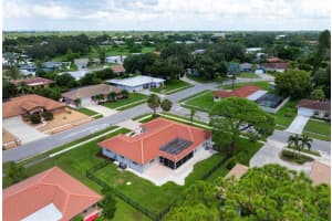 7431 DICKENS DRIVE, SARASOTA, FL 34231 Sold 10/21/24