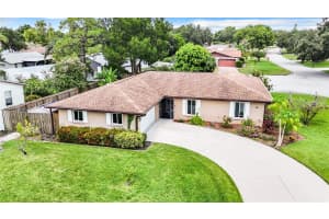 1215 GEORGETOWNE PLACE, SARASOTA, FL 34232 Sold 02/18/25