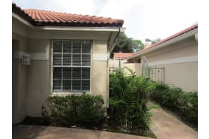 4026 LYNDHURST COURT, SARASOTA, FL 34235 - MLS#MFRA4623122