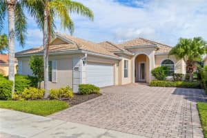 13180 Ipolita St, VENICE