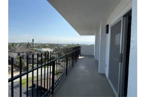 101 BENJAMIN FRANKLIN DRIVE, SARASOTA, FL 34236 - MLS#MFRA4623180
