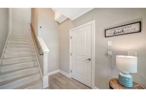 5585 CANNES CIRCLE, SARASOTA, FL 34231 - MLS#MFRA4623187