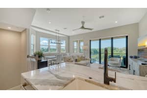 5585 CANNES CIRCLE, SARASOTA, FL 34231 - MLS#MFRA4623187