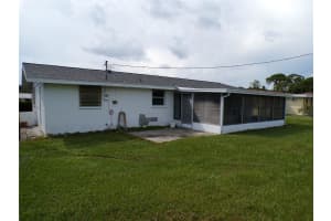 6619 BOWLINE DRIVE, SARASOTA, FL 34231 Sold 12/20/24