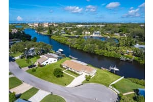 5412 AMERICA DRIVE, SARASOTA, FL 34231 Sold 11/05/24