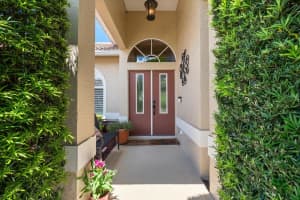 5882 LANTERN COURT, SARASOTA, FL 34243 Sold 11/18/24
