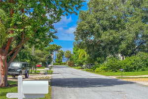 7907 24TH AVENUE, BRADENTON, FL 34209 Sold 12/03/24