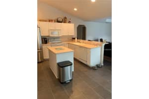 2113 DATE PALM WAY, VENICE, FL 34292 Sold 11/04/24