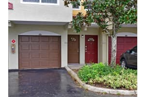 5721 BENTGRASS DRIVE, SARASOTA, FL 34235 Sold 12/05/24