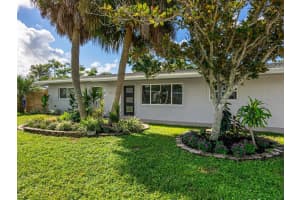 104 ALBA STREET, VENICE, FL 34285 Sold 04/13/25