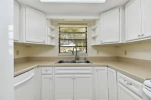 5715 6802 HERITAGE LANE W. #5715, BRADENTON, FL 34209 Sold 12/10/24