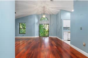 45 HOULE AVENUE, SARASOTA, FL 34232 Sold 03/28/25