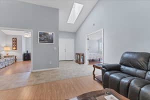 6935 ARBOR OAKS CIRCLE, BRADENTON, FL 34209 Sold 08/01/25