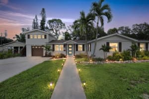 303 48th St W, BRADENTON