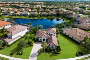 5621 CLOVERLEAF RUN, BRADENTON, FL 34211 Sold 01/30/25