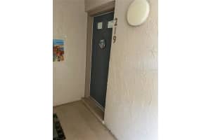 2121 WOOD STREET, SARASOTA, FL 34237 Sold 11/11/24