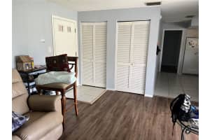 2121 WOOD STREET, SARASOTA, FL 34237 Sold 11/11/24