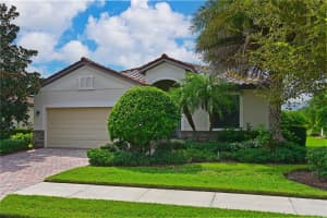 7114 QUIET CREEK DRIVE, BRADENTON, FL 34212 - MLS#MFRA4623710