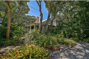1663 4TH STREET, SARASOTA, FL 34236 - MLS#MFRA4623779