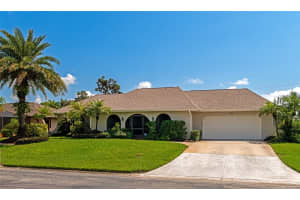 225 Brighton Ct, ENGLEWOOD