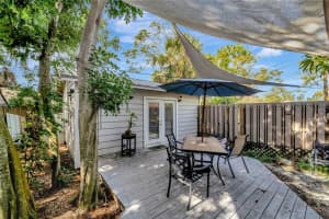 2132 ROSELAWN STREET, SARASOTA, FL 34231 Sold 05/01/25