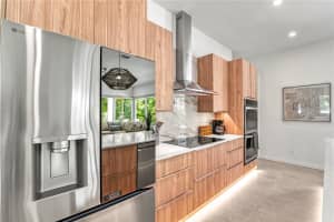 2163 WALDEMERE STREET, SARASOTA, FL 34239 - MLS#MFRA4623887