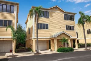 613 CEDARS COURT, LONGBOAT KEY, FL 34228 Sold 12/19/24