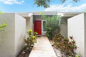 737 TROPICAL CIRCLE, SARASOTA, FL 34242 Sold 12/30/24