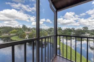 5565 ASHTON LAKE DRIVE, SARASOTA, FL 34231 - MLS#MFRA4623961