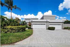 3542 MISTLETOE LANE, LONGBOAT KEY, FL 34228 Sold 01/21/25
