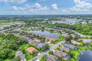 8805 FOUNDERS CIRCLE, PALMETTO, FL 34221 Sold 03/03/25