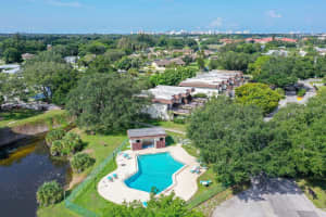 3354 RAMBLEWOOD COURT, SARASOTA, FL 34237 Sold 02/12/25